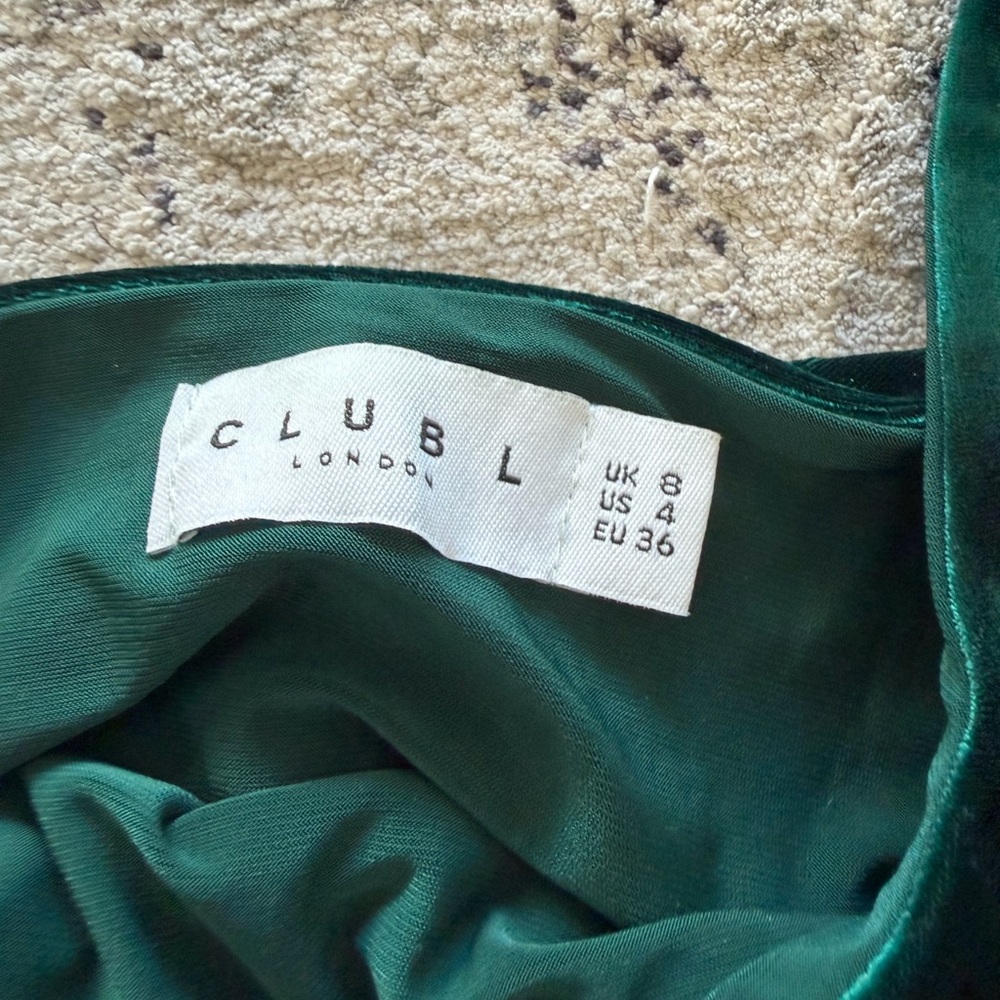 Club L London Dark Green Velvet Maternity Dress - Picture 2 of 4
